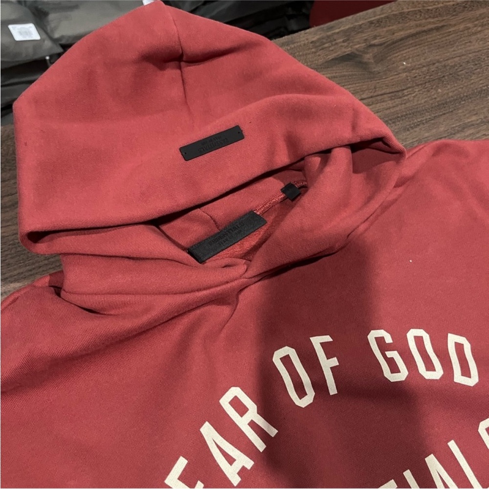 Fear of God Essentials Maroon set top and bottom - Picture 3 of 9
